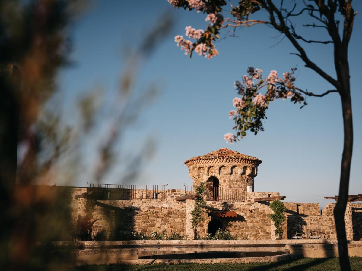 Castello Di Hotel 5*
