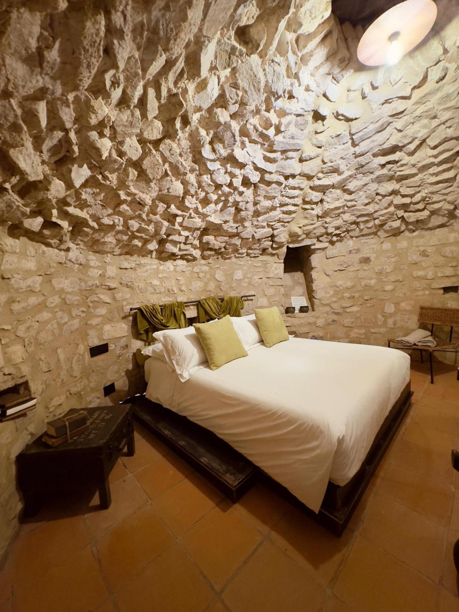 Castello Di Hotel 5*